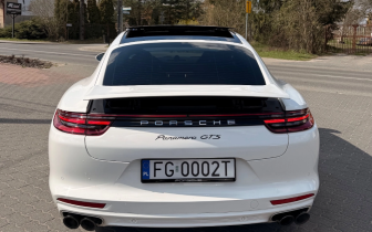 Coupet Porsche  Panamera 4 2017 Biały