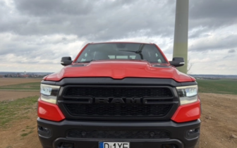 SUVs RAM  1500 5.7 Crew Cab Bighorn 2021 Pomarańczowy