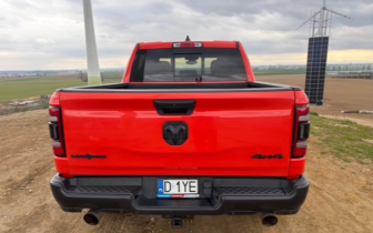 SUVs RAM  1500 5.7 Crew Cab Bighorn 2021 Pomarańczowy