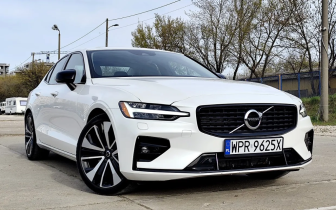 Sedans Volvo  S60 B5 B Geartronic Inscription 2022 White
