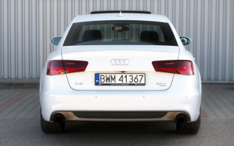 sedan Audi  A6 Limousine  2012 White