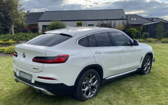 suv BMW  X4 xDrive30i xLine 2020 Biały