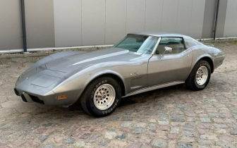 coupe Chevrolet  Corvette 1977 Silver