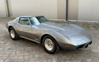 coupe Chevrolet  Corvette 1977 Silver