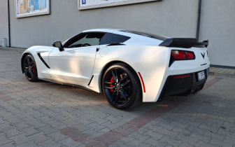coupe Chevrolet  Corvette Stingray  2013 White