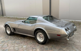 coupe Chevrolet  Corvette 1977 Silver