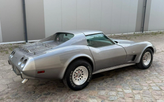 coupe Chevrolet  Corvette 1977 Silver