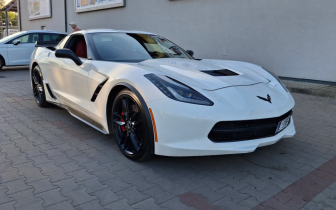 coupe Chevrolet  Corvette Stingray  2013 White