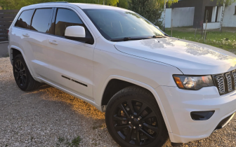 suv Jeep  Grand Cherokee 3.6 V6 Laredo 2017 White