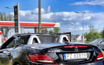 roadster Mercedes-Benz  SLC 300 9G-TRONIC 2019 Czarny