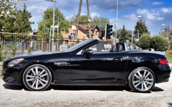 roadster Mercedes-Benz  SLC 300 9G-TRONIC 2019 Czarny