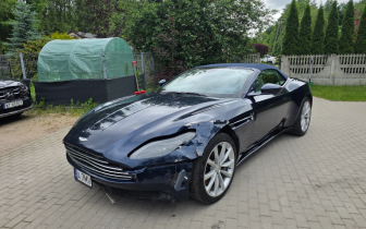 Coupet Aston Martin  DB11 2018 Blue