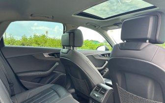Sedans Audi  A4 Limousine 40 TFSI S 2020 Czarny