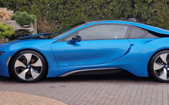 Coupet BMW  i8 2016 Blue