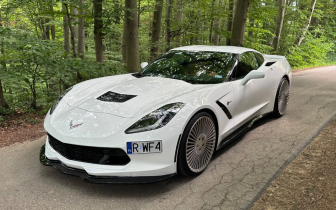 Coupet Chevrolet  Corvette Stingray 2016 Biały