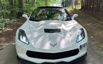 Coupet Chevrolet  Corvette Stingray 2016 Biały