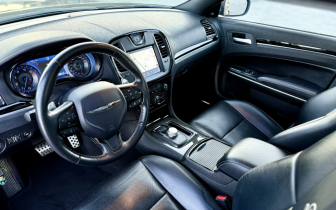 Sedans Chrysler  300s 2021 Black