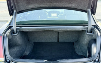 Sedans Chrysler  300s 2021 Black