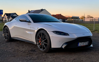Coupet Aston Martin  Vantage 2020 Biały