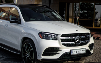 SUVs Mercedes-Benz  GLS 580  2022 Biały