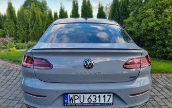 Sedans Volkswagen  Arteon 2.0 TSI 2023 Szary