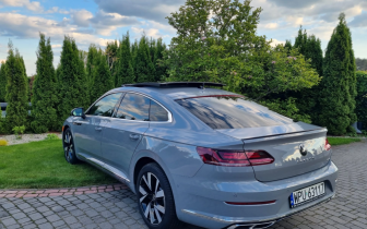 Sedans Volkswagen  Arteon 2.0 TSI 2023 Szary
