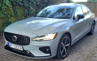 Sedans Volvo  S60 2024 Szary