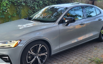 Sedans Volvo  S60 2024 Szary