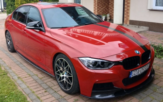 Sedans BMW  Seria 3 2013 Red
