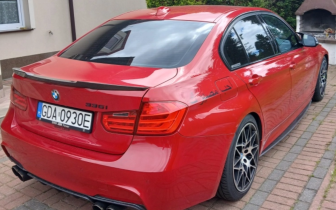 Sedans BMW  Seria 3 2013 Red