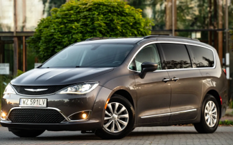 Minivans Chrysler  Pacifica 2017 Brązowy