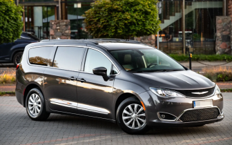 Minivans Chrysler  Pacifica 2017 Brązowy