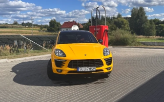 SUVs Porsche  Macan S PDK 2016 Żółty