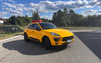 SUVs Porsche  Macan S PDK 2016 Żółty