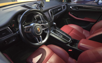 SUVs Porsche  Macan S PDK 2016 Żółty