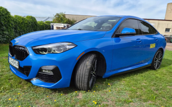 Sedans    Blue