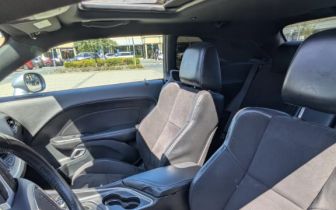 Coupet Dodge  Challenger 2018 Srebrny