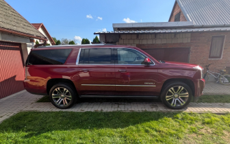 SUVs    Red