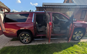 SUVs    Red