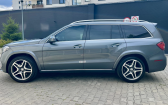 SUVs    Gray
