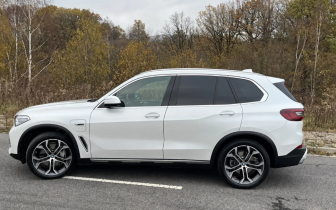 SUVs    White
