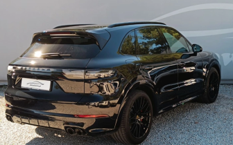 Sedans    Brown