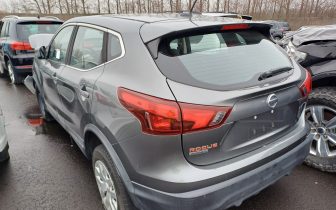 SUVs NISSAN ROGUE S 2018 Szary