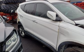 SUVs HYUNDAI  SANTA FE S 2018 Srebrny