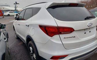 SUVs HYUNDAI  SANTA FE S 2018 Srebrny
