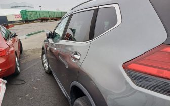 SUVs NISSAN ROGUE S 2017 Szary