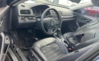 Sedans VOLKSWAGEN PASSAT SEL 2014 Black