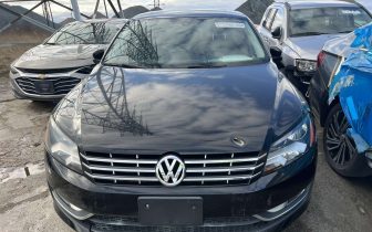Sedans VOLKSWAGEN PASSAT SEL 2014 Black