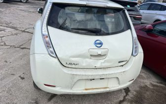 Hatchbacks NISSAN LEAF SV 2012 Biały