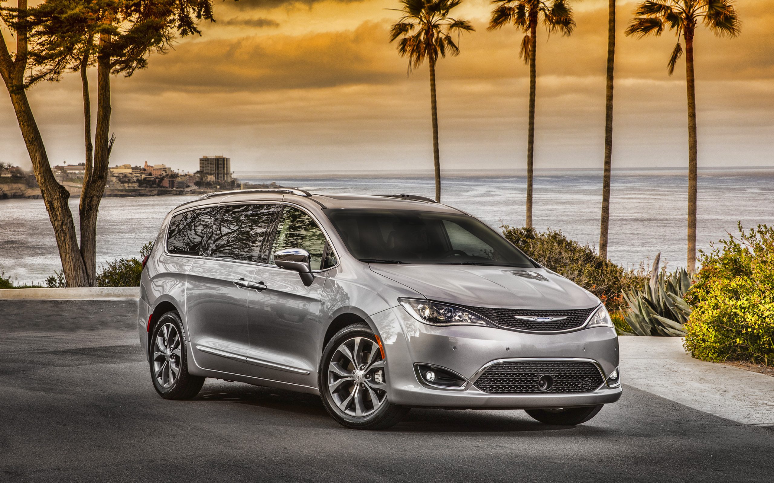 chrysler pacifica z usa | W8 Shipping